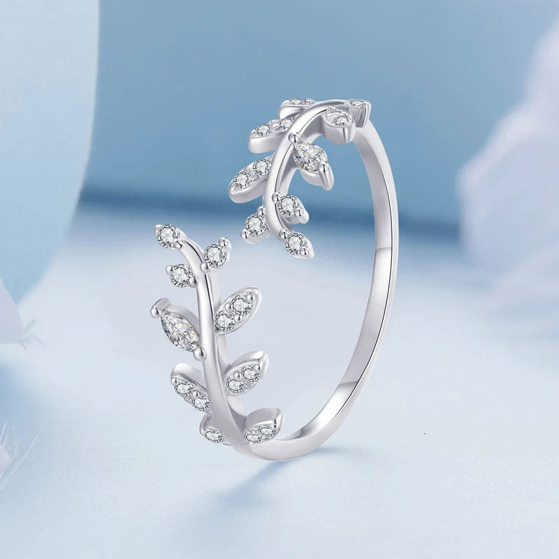 Fiora Leaf Ring