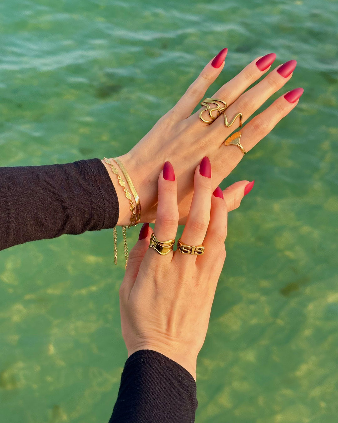 Elara Shell Ring