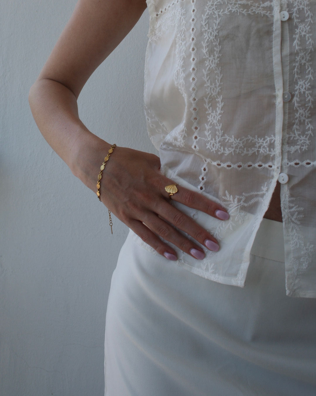 Elara Shell Ring