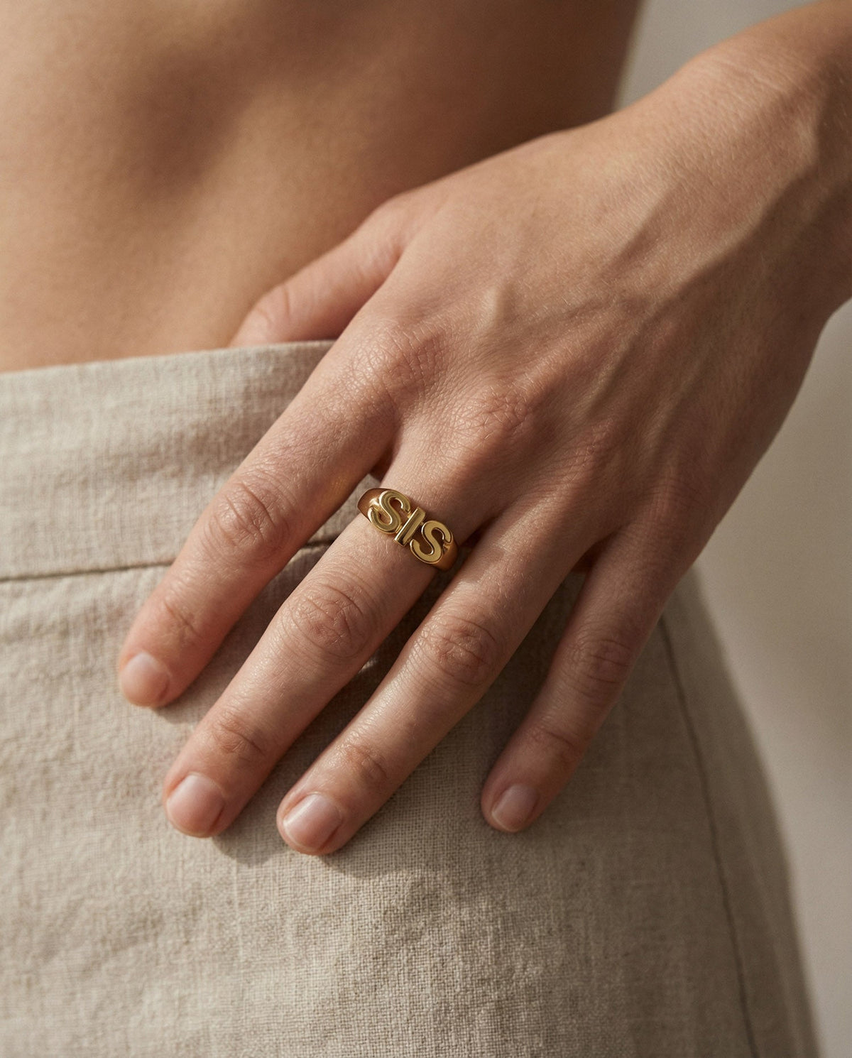 Sis Ring