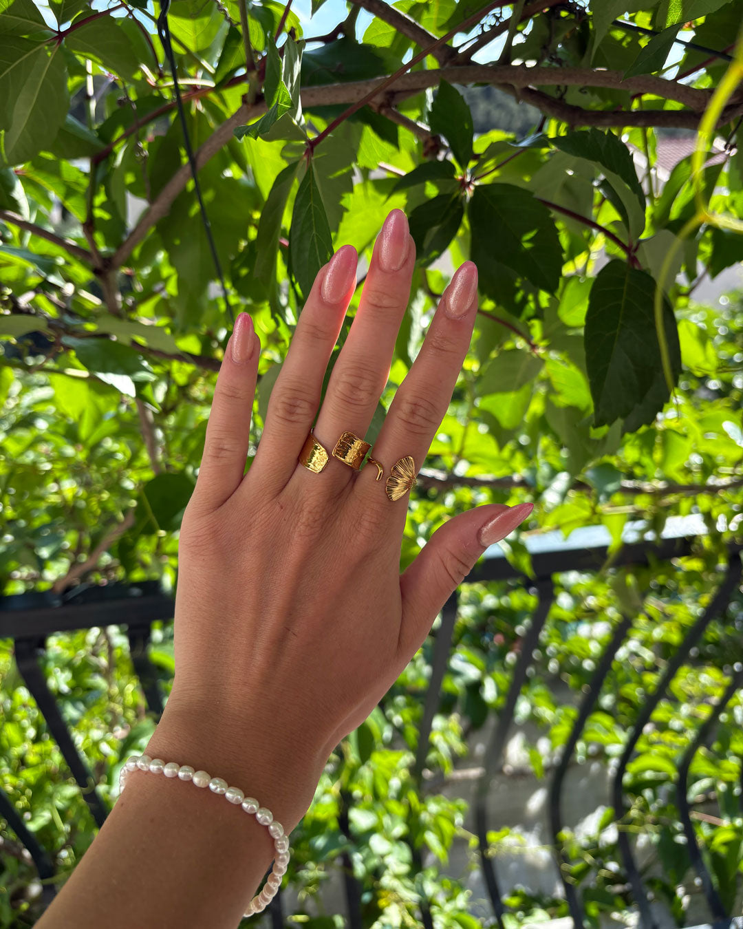 Elara Shell Ring