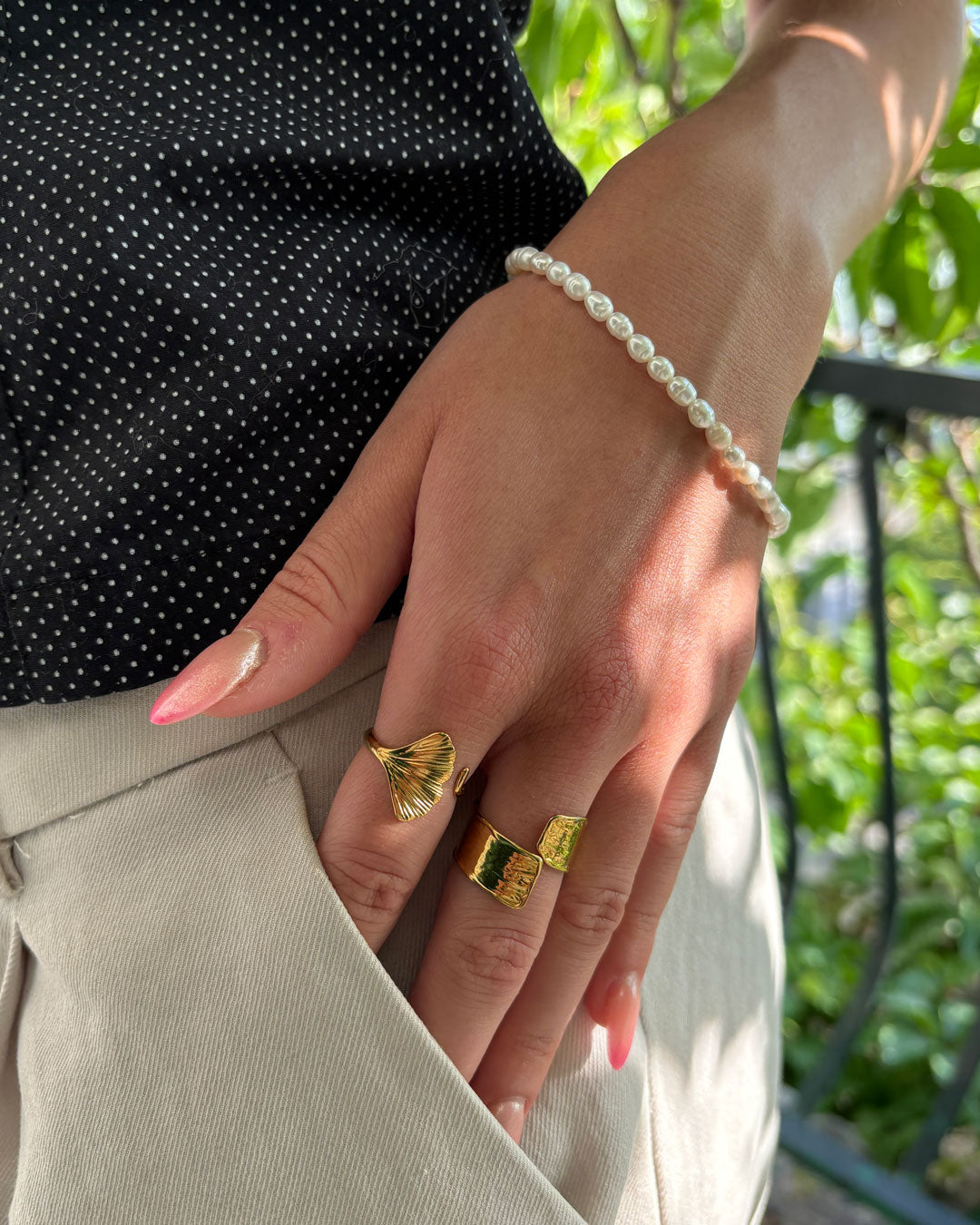 Elara Shell Ring